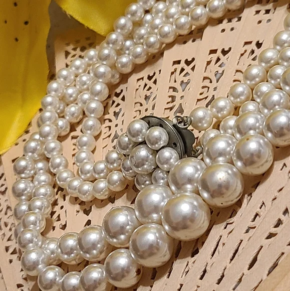 Elegant Pearl Necklace Unique Antique Pearls - Picture 4 of 7